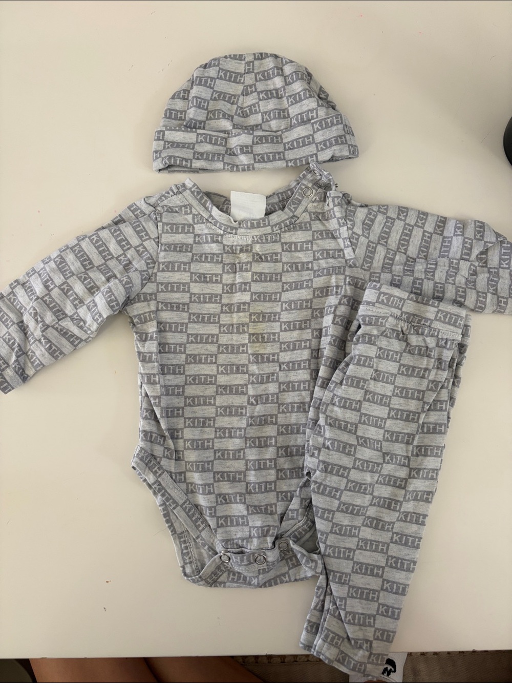 Kith Baby Gray Logo-Print 3-Piece Set (Gray)